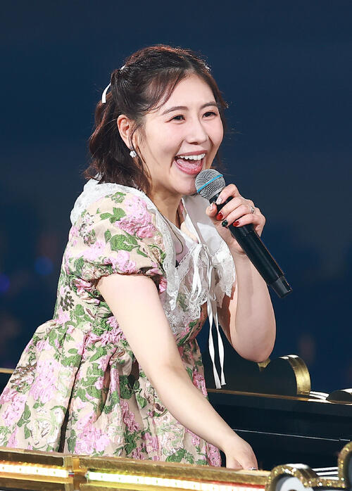 西野未姫、人気芸人夫の誕生日を祝福「とにかく健康第一で！」自作ケーキ前に家族３ショット披露