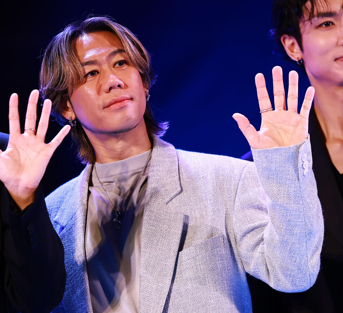 サバイバルオーディション番組「PRODUCE 101 JAPAN　新世界」の記者発表会に登場したボーカルトレーナーの川畑要（撮影・野上伸悟）
