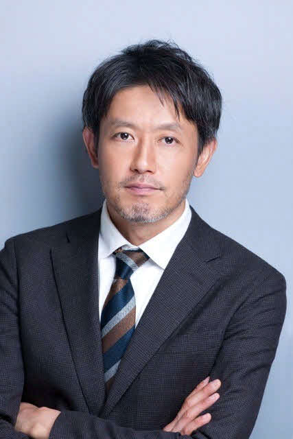 多田重太郎役の筒井道隆