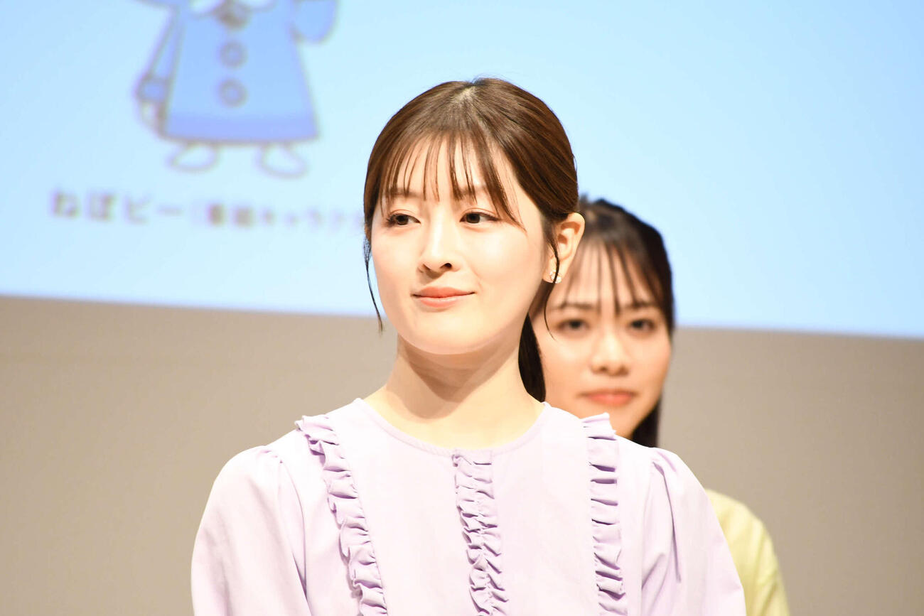 読売テレビ朝の新番組「テッパン朝ライブ　じゅーっと！」のメインMCに決まった中村秀香アナウンサー（撮影・阪口孝志）