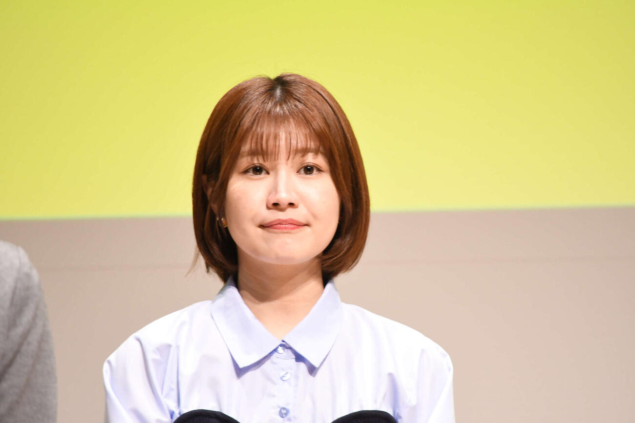 読売テレビ朝の新番組「テッパン朝ライブ　じゅーっと！」で天気コーナーを担当する気象予報士の市村紗弥香さん（撮影・阪口孝志）