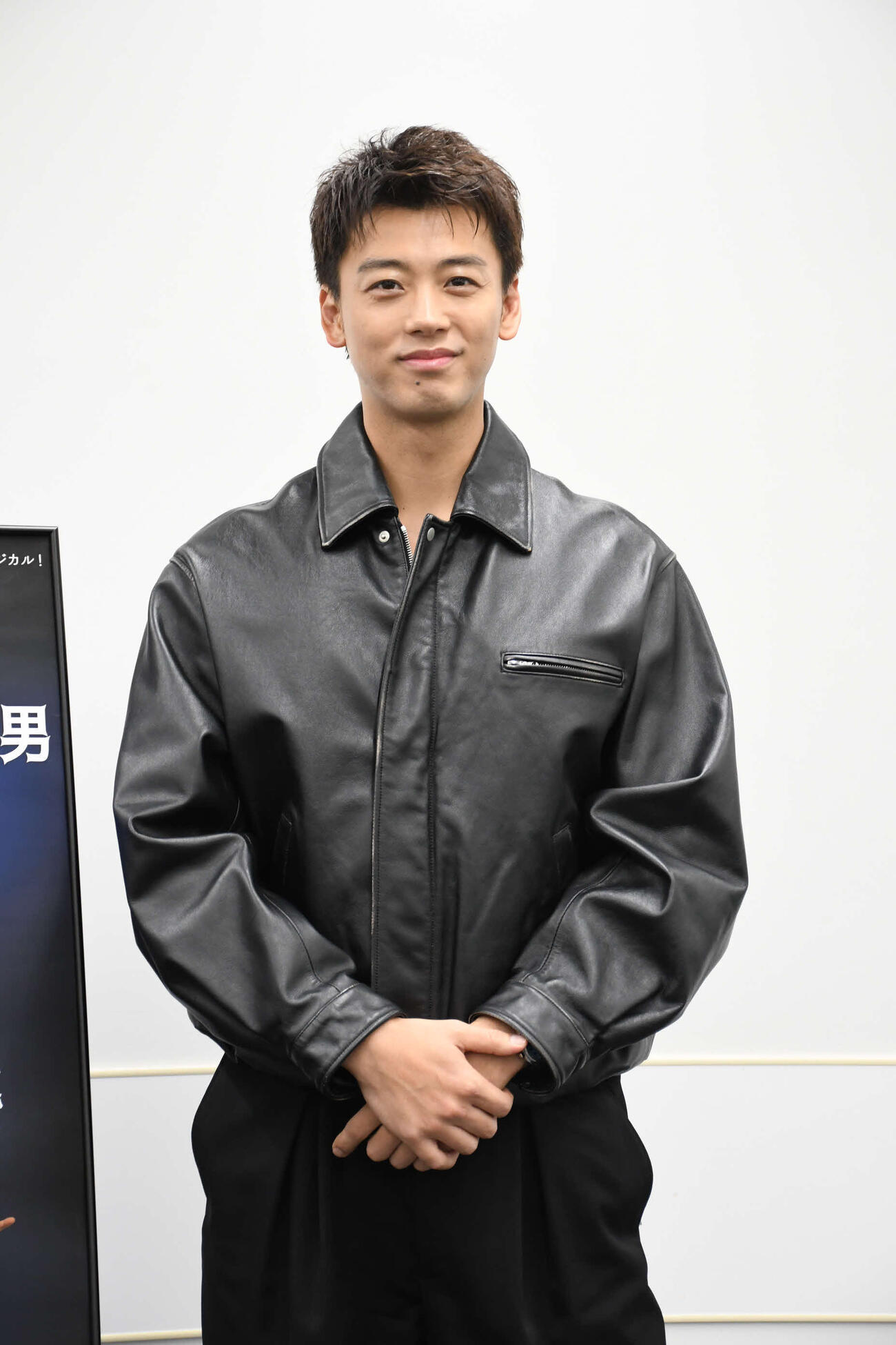 ミュージカル「奇跡を呼ぶ男」に主演する竹内涼真（撮影・阪口孝志）