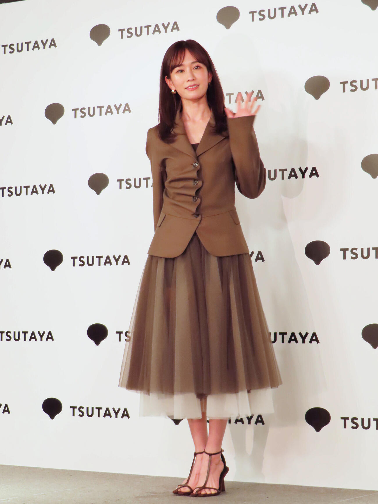 写真集「Beste」の発売記念会見を行った前田敦子