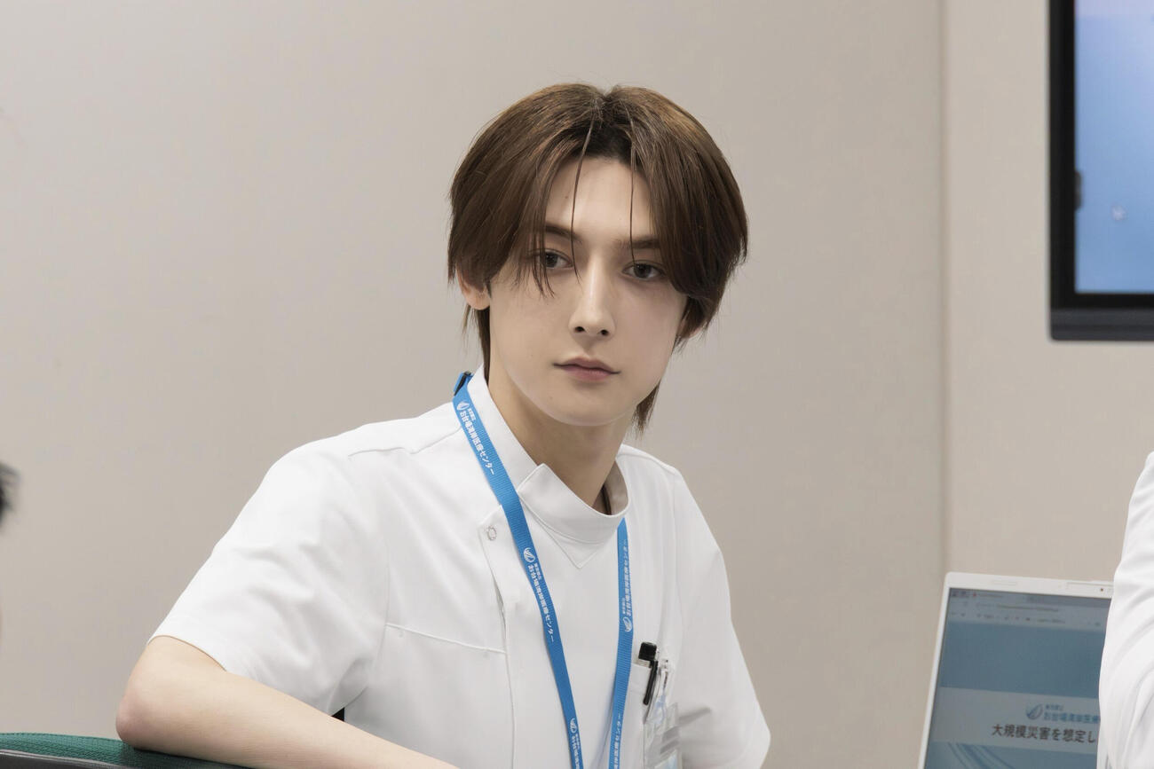 フジテレビ系月9ドラマ「ヤンドク！」でドラマ初主演したROIROMの浜川路己（C）フジテレビ