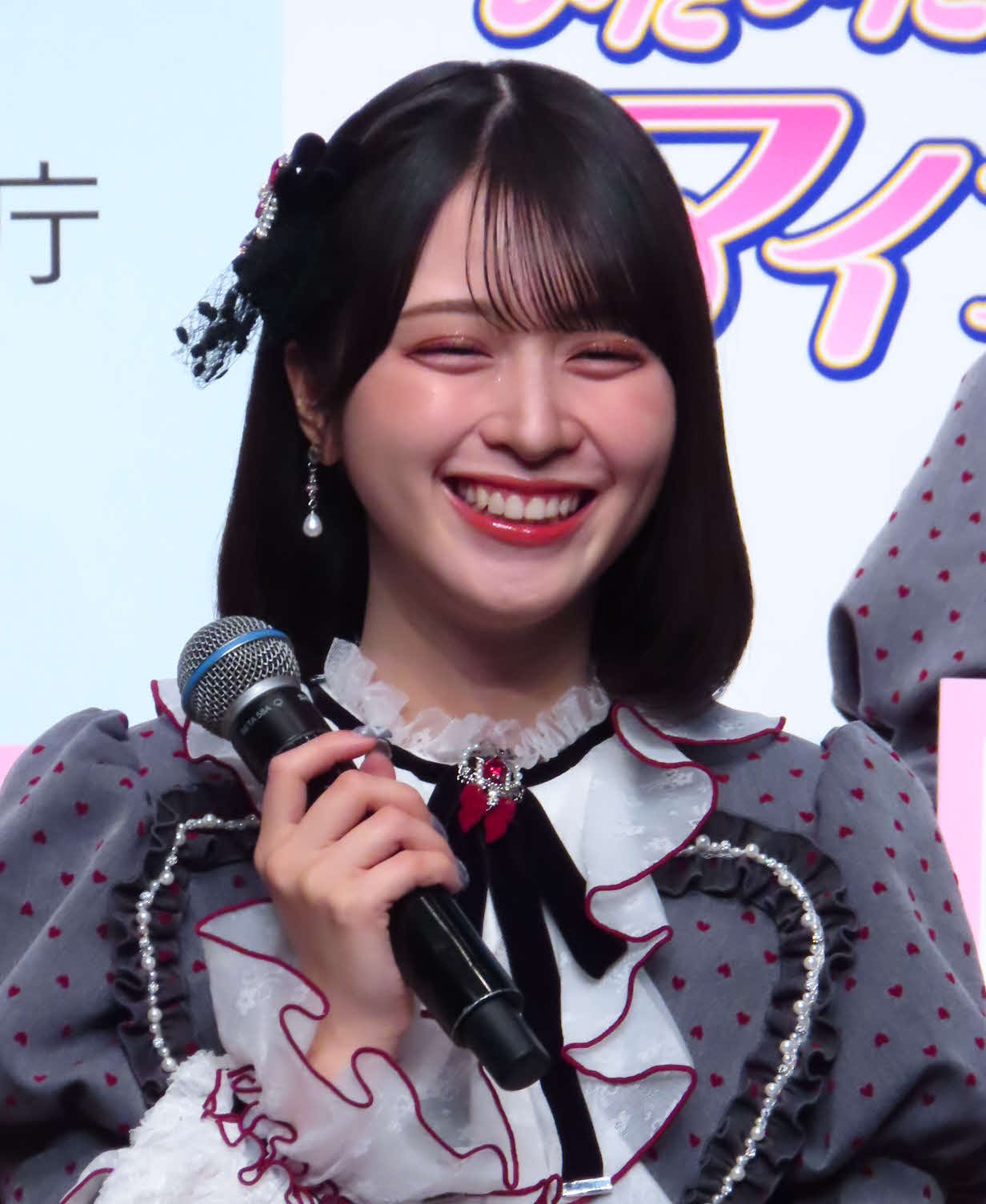 「マイナカードの利用促進」記者発表会に出席した佐々木舞香