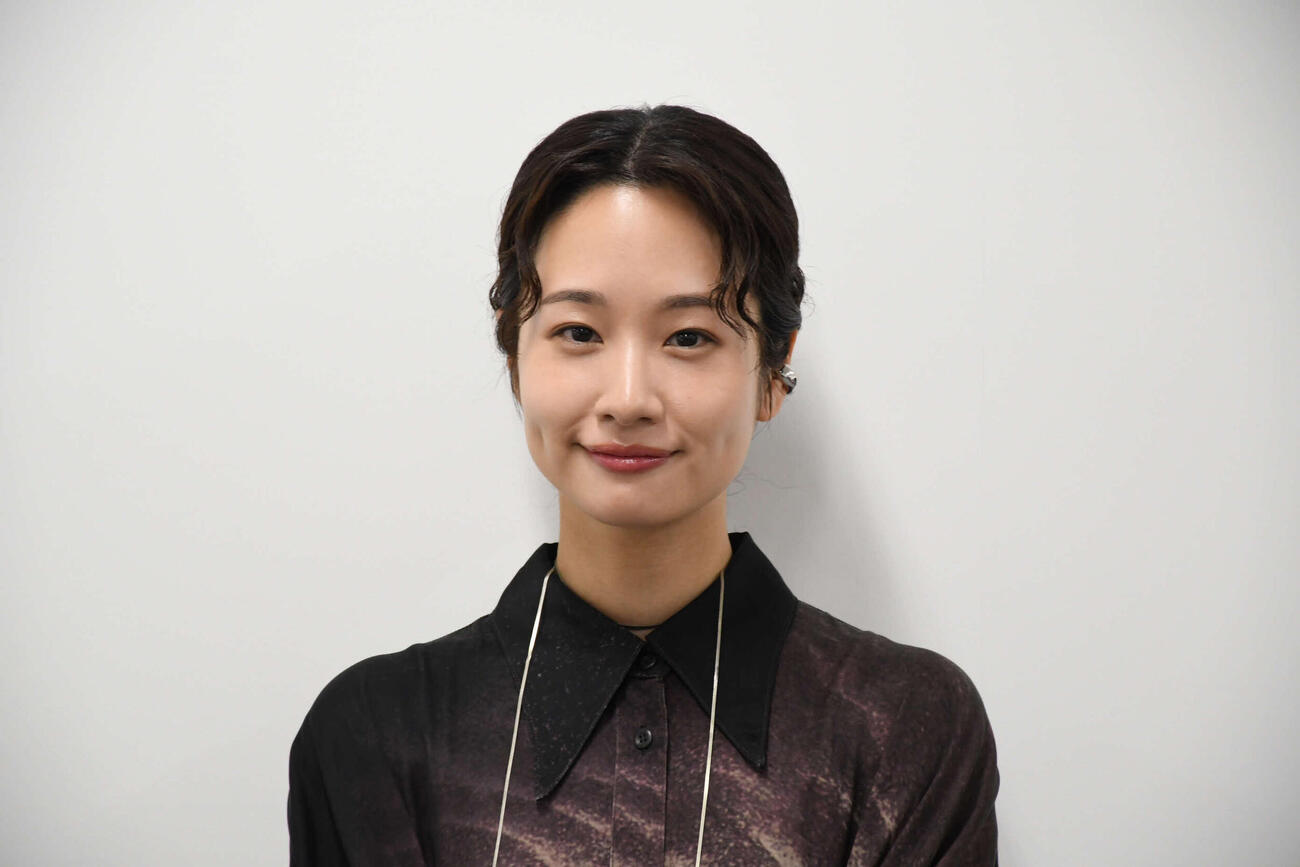 舞台「砂の女」に出演する藤間爽子（撮影・阪口孝志）