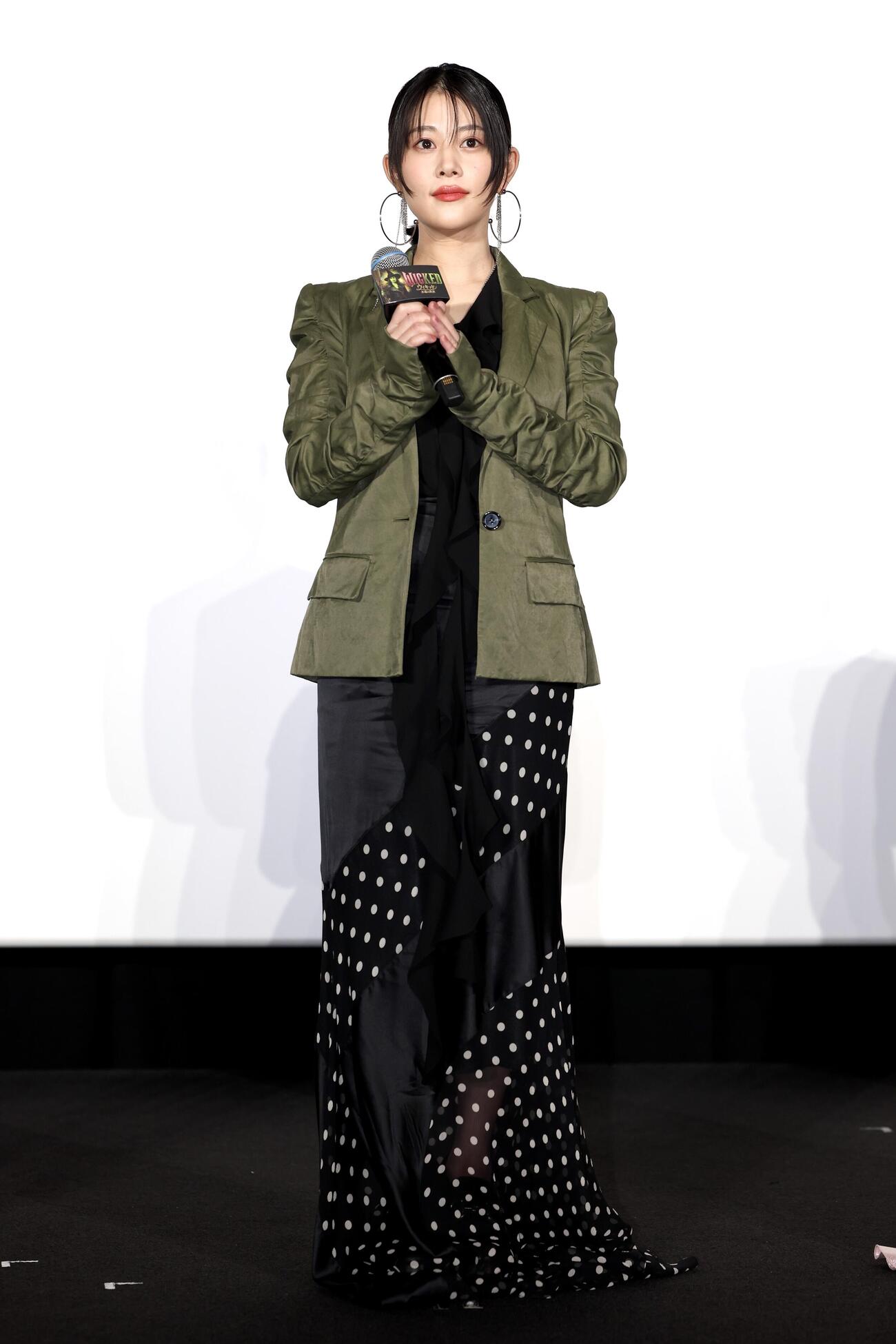 映画「ウィキッド　永遠の約束」舞台あいさつ付き日本語吹替版最速上映イベントに登壇した高畑充希（撮影・宮地輝）