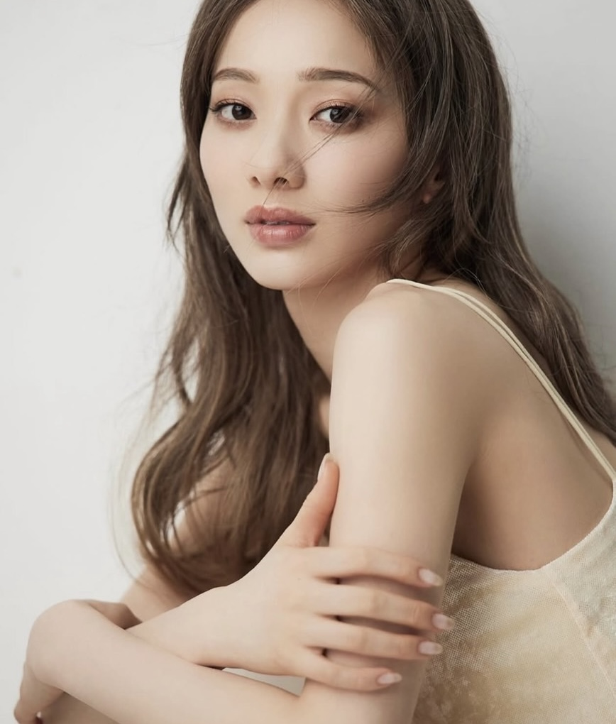 インスタグラムが好調な宝塚元娘役トップの夢白あや