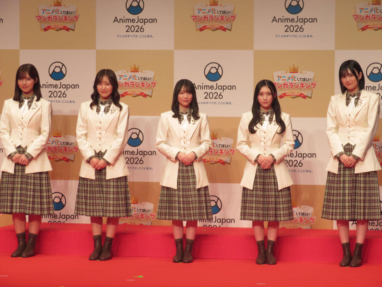 「Anime Japan 2026」授賞式に登壇した櫻坂46（左から）中嶋優月、松田里奈、森田ひかる、谷口愛季、的野美青