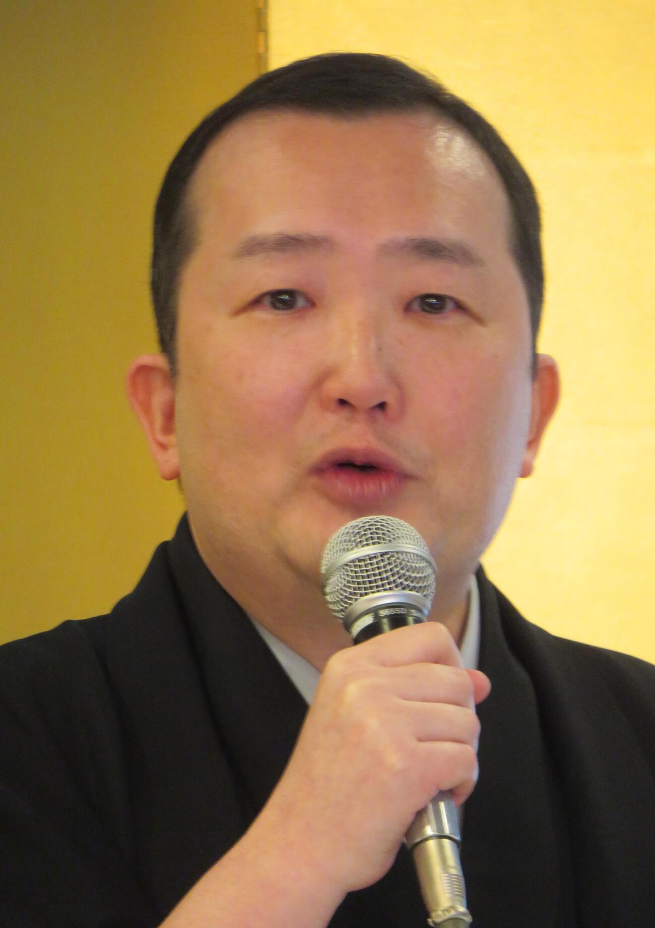 真打ちに昇進した昔昔亭喜太郎