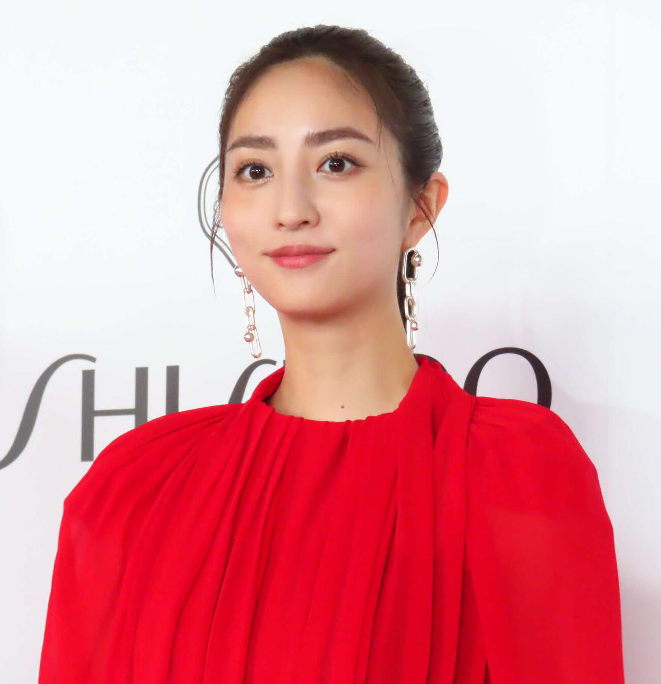 資生堂「ULTIMUNE」ポップアップイベントに登壇した堀田茜