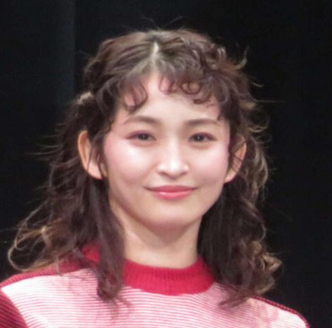 岡本玲（2026年1月撮影）