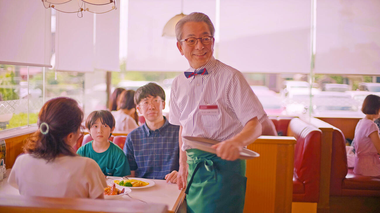 4作目の映画監督作「Piccola felicita（ピッコラ・フェリチタ）～小さな幸せ～」で企画・監督・脚本・プロデュース・主演として1人5役を務めた水谷豊（C）Trysome Bros.
