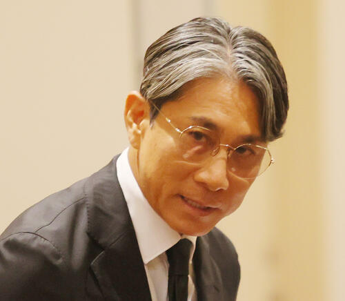 テレ東ロケで負傷 前園真聖、手術受け病室から写真投稿「1日でも早く仕事に復帰できるように」 - 芸能 : 日刊スポーツ