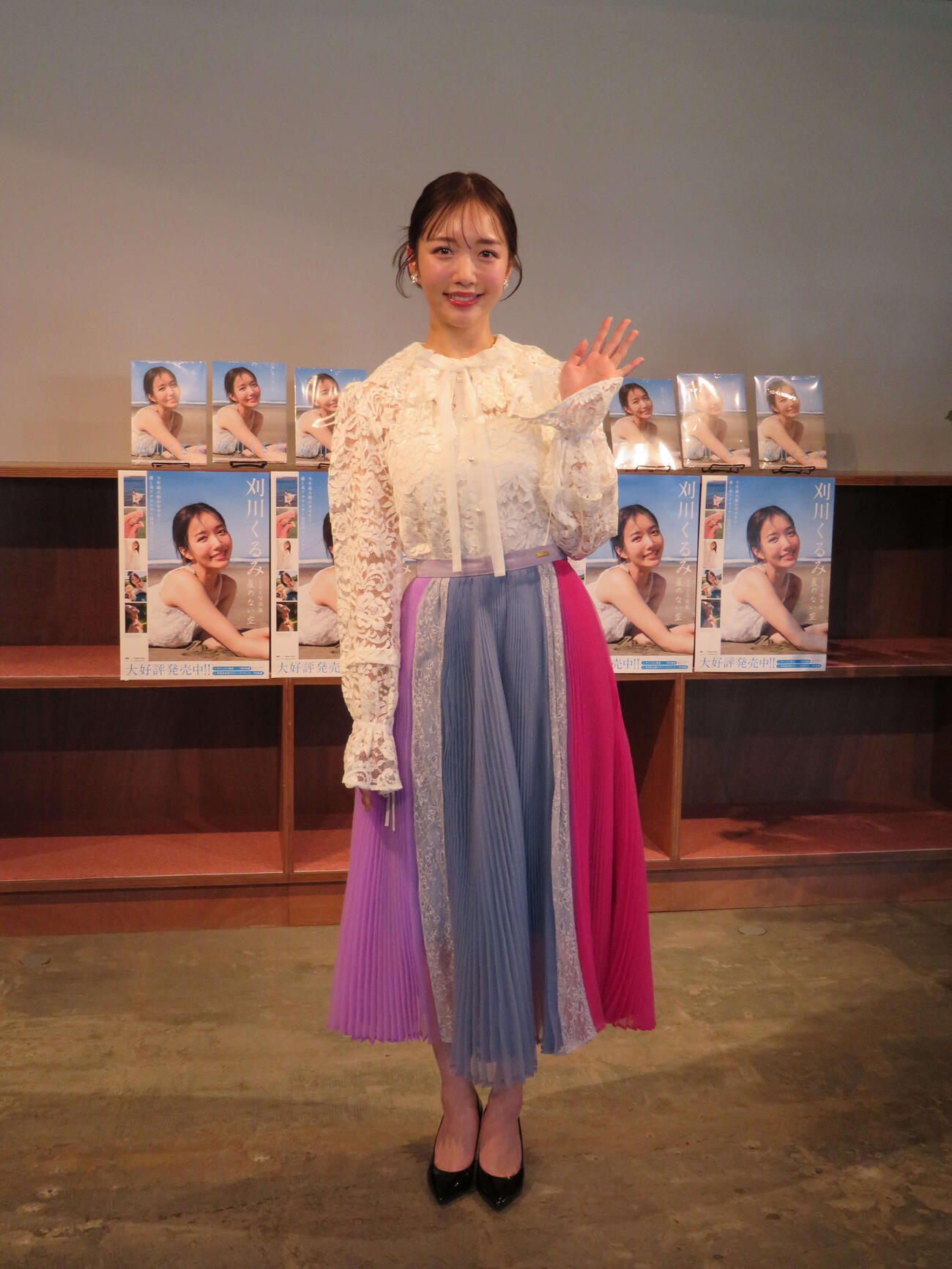 ファースト写真集「星のない空」発売記念イベントを開いた刈川くるみ（撮影・村上幸将）