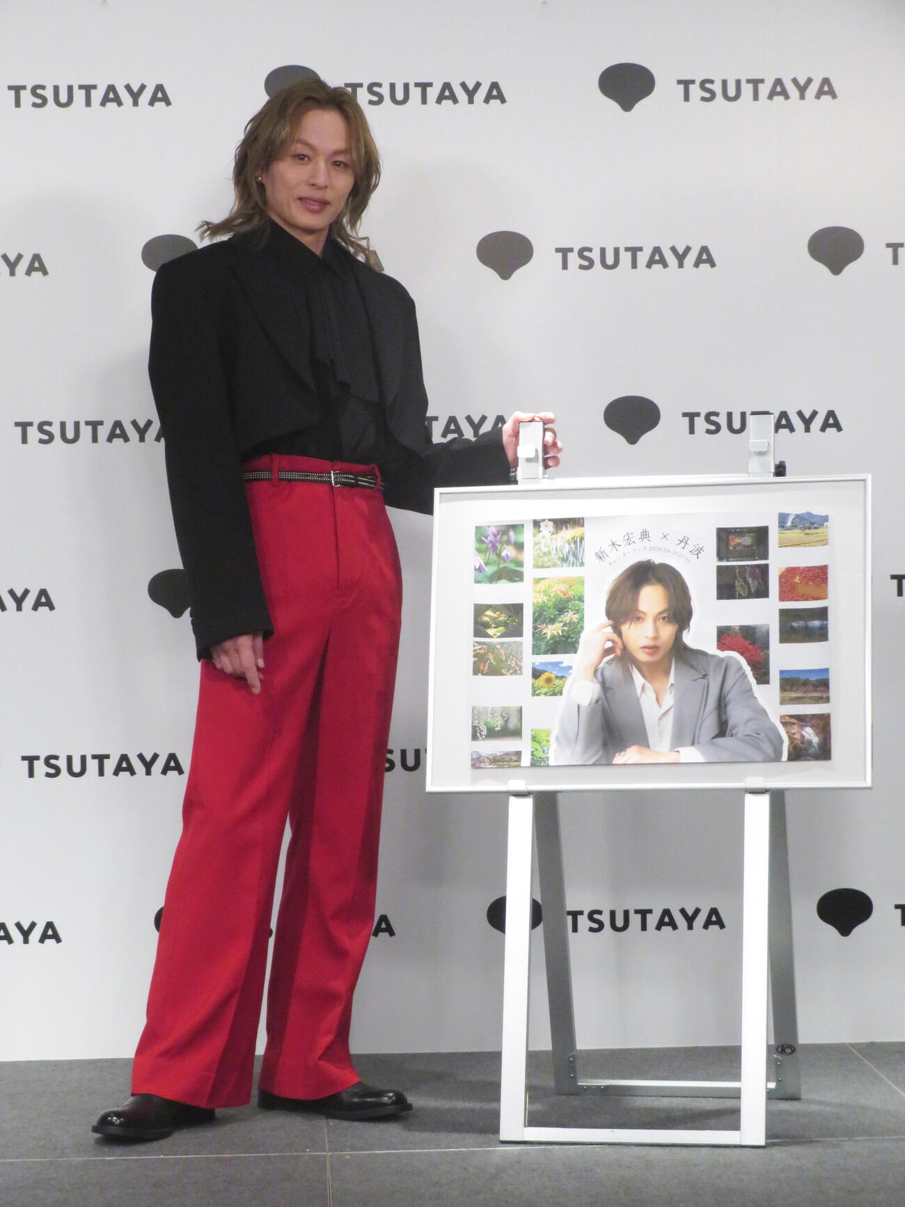 「新木宏典×丹波カレンダーブック2026．04－2027．03」発売記念会見に出席した新木宏典（撮影・川田和博）