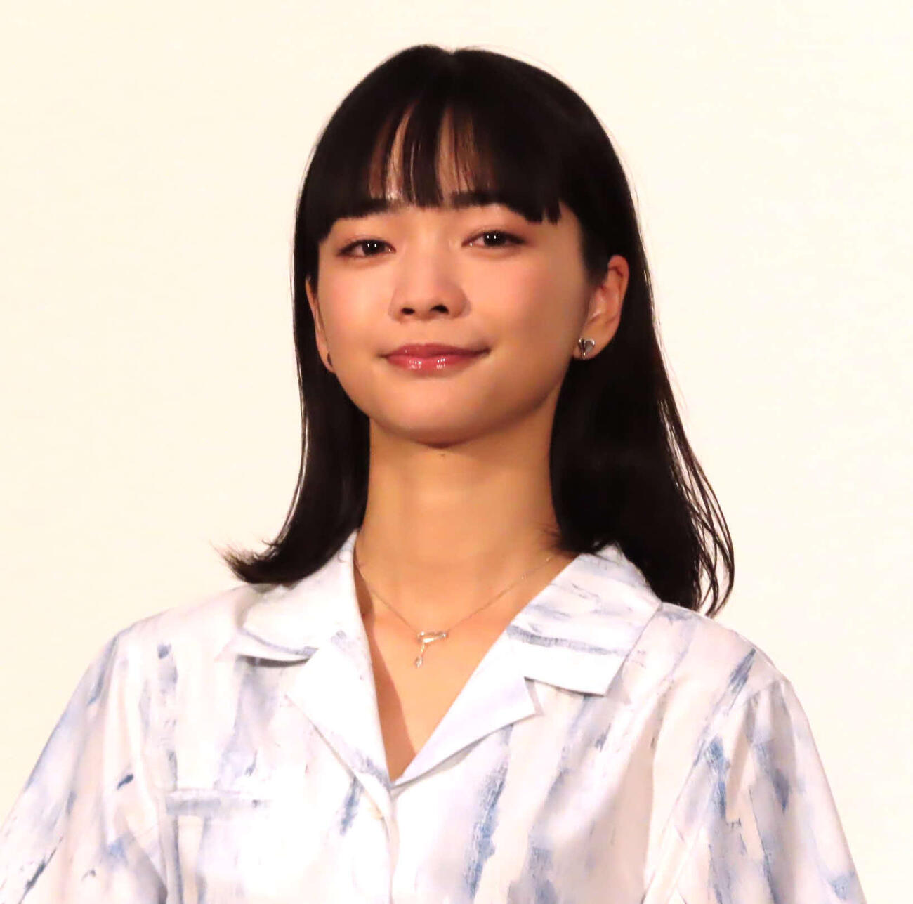 NHK連続テレビ小説「風、薫る」第1週完成試写会見に出席した見上愛