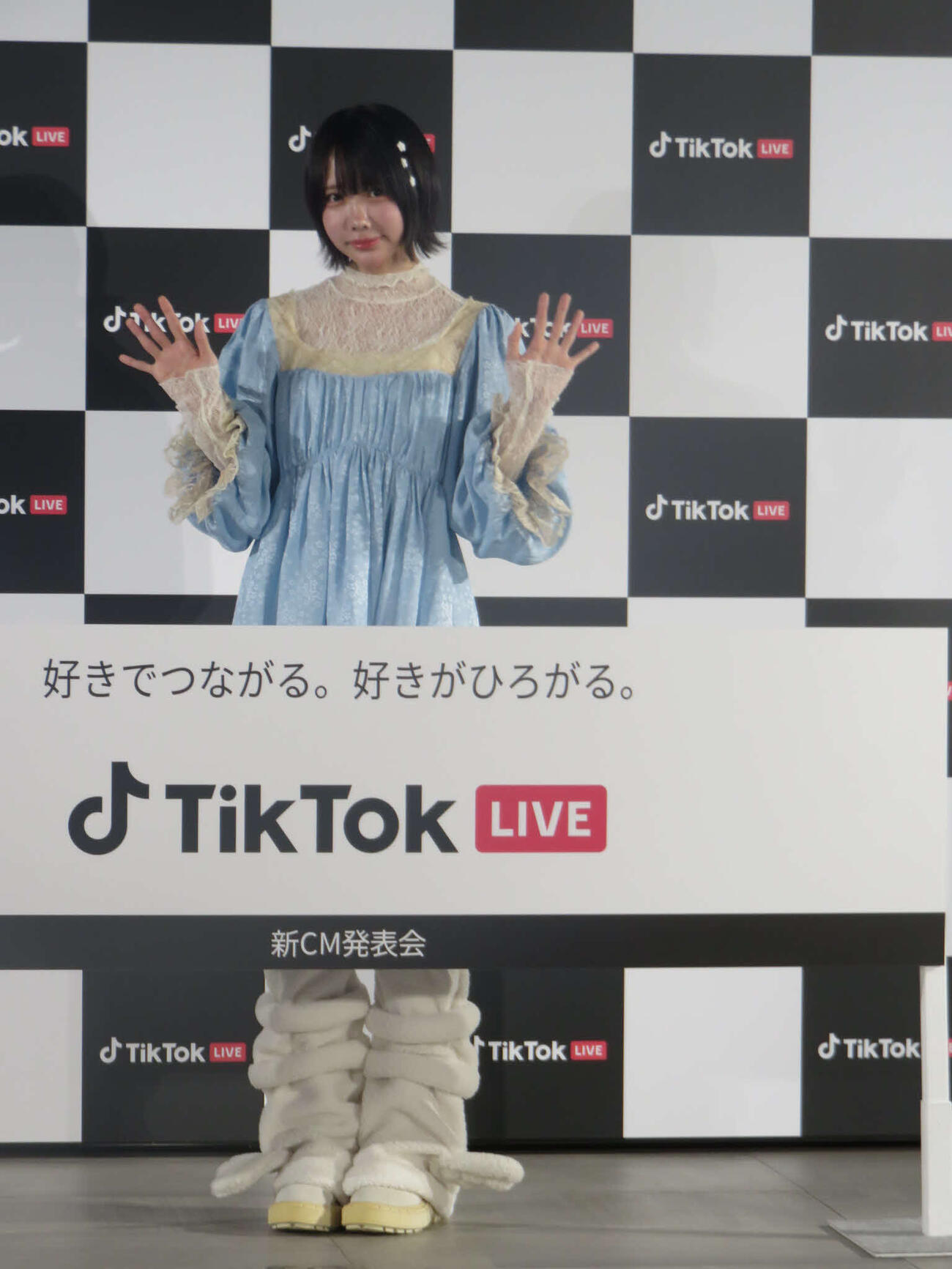 「TikTok LIVE新CM発表会」に出席した、あのちゃん