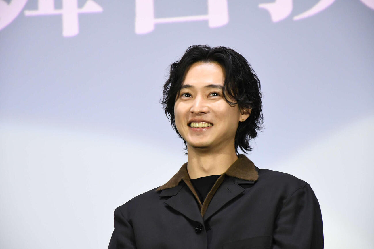 「ゴールデンカムイ　網走監獄襲撃編」公開直前舞台あいさつに登壇した山﨑賢人（撮影・阪口孝志）