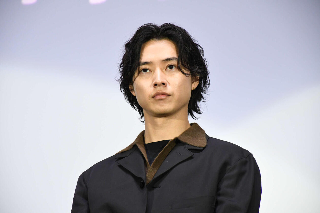 「ゴールデンカムイ　網走監獄襲撃編」公開直前舞台あいさつに登壇した山﨑賢人（撮影・阪口孝志）