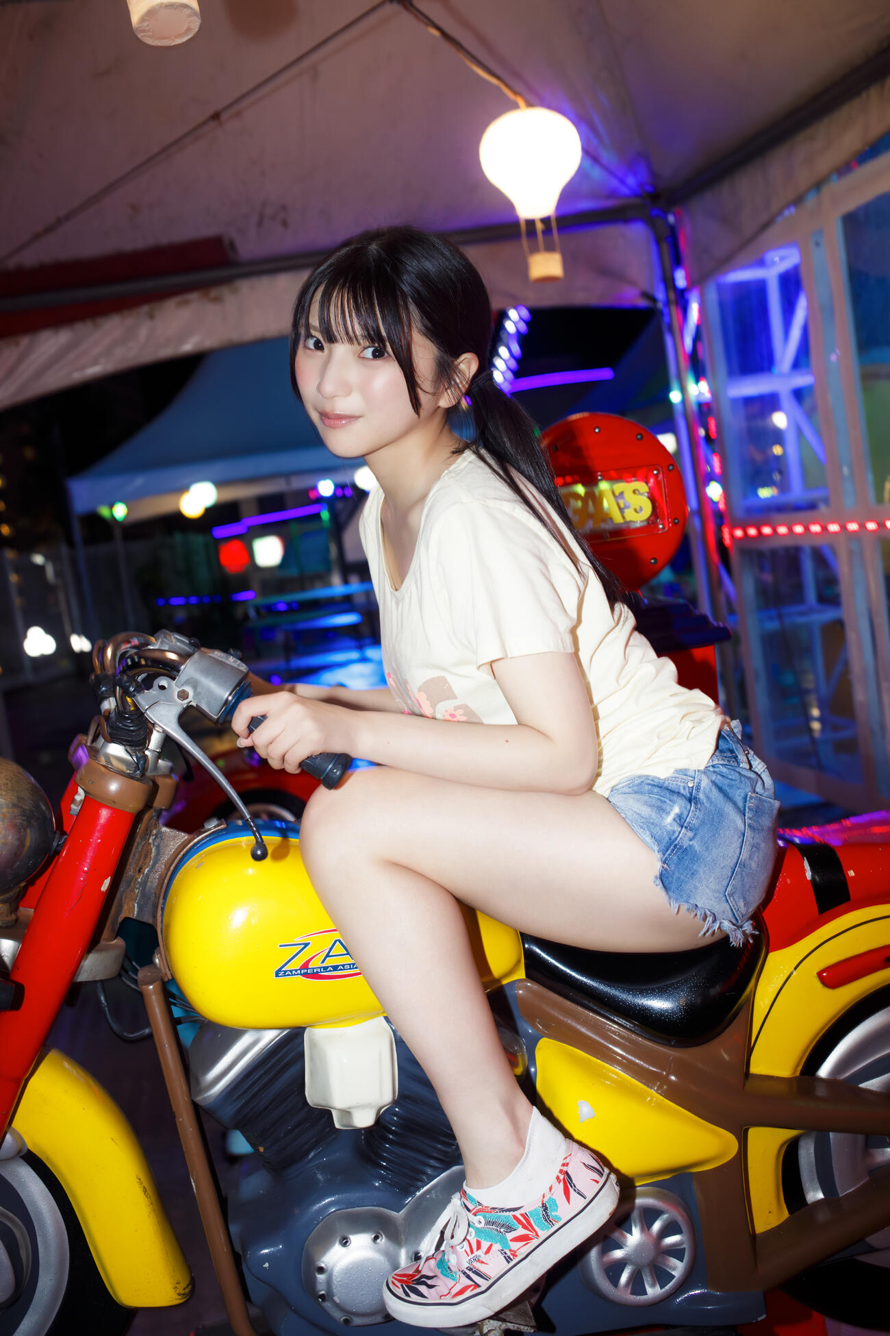 「週刊プレイボーイ」の表紙グラビアに登場している姫野ひなの(C)桑島智輝／SHUEISHA2026