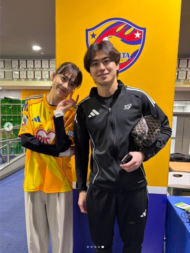 松井愛莉のインスタグラムから