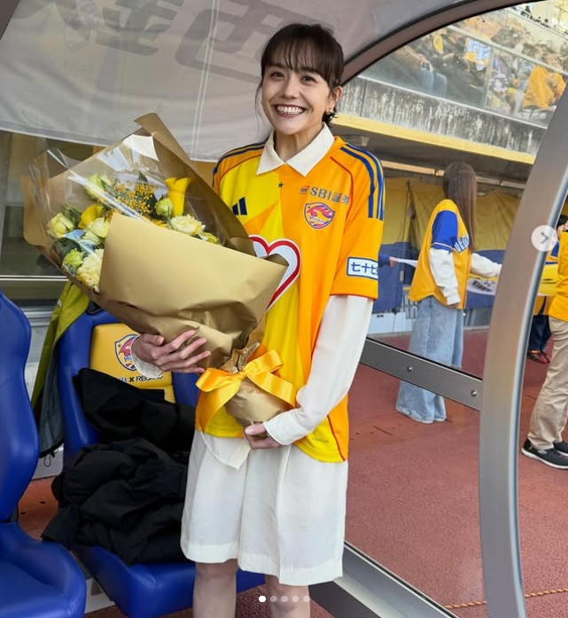 松井愛莉のインスタグラムから