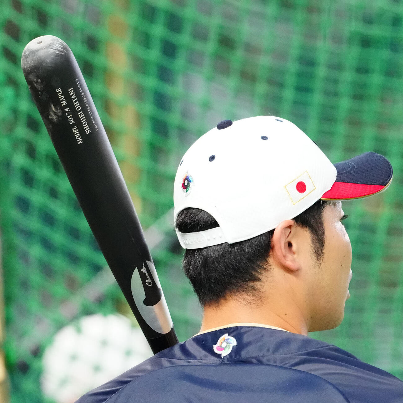 日本対チェコ　試合前、大谷のバットで打撃練習する近藤（撮影・江口和貴）