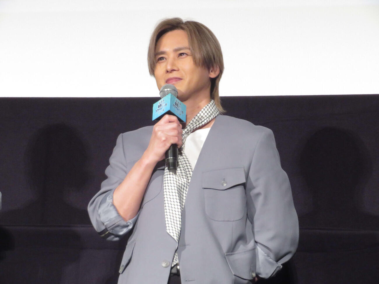 「劇場版　転生したらスライムだった件　蒼海の涙編」大ヒット御礼舞台あいさつに登壇した、堂本光一