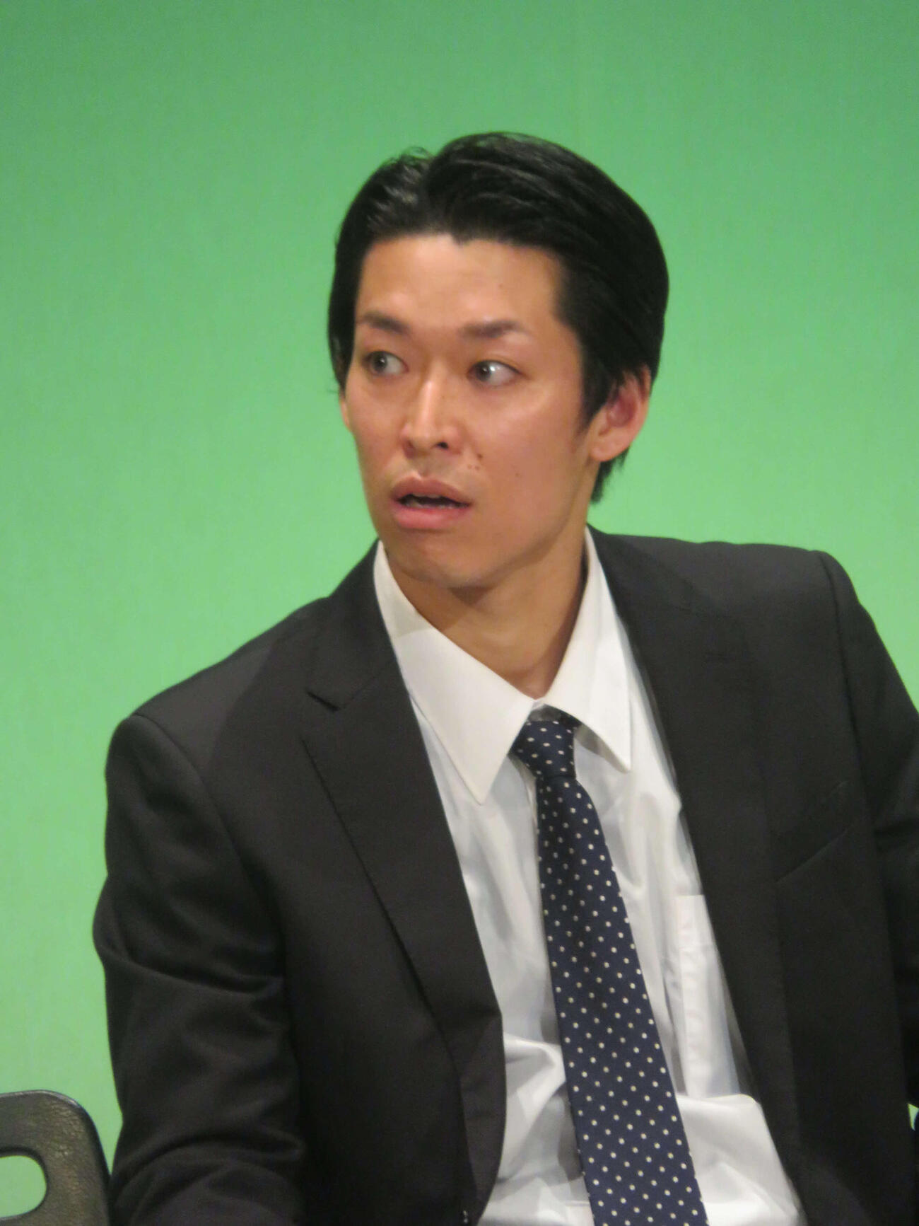 単独ライブ「オトコハツライヨ」初日公演を行った青色1号のカミムラ（撮影・川田和博）