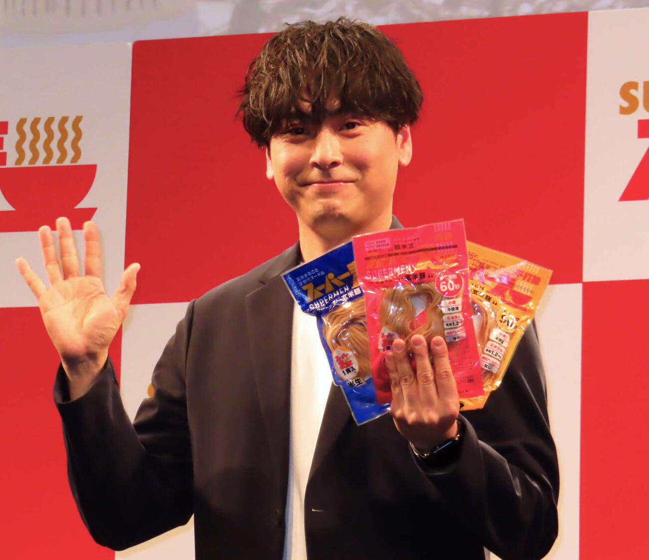 山下健二郎、三代目JSBの食事情明かす「ボーカルの登坂は…」料理上手の