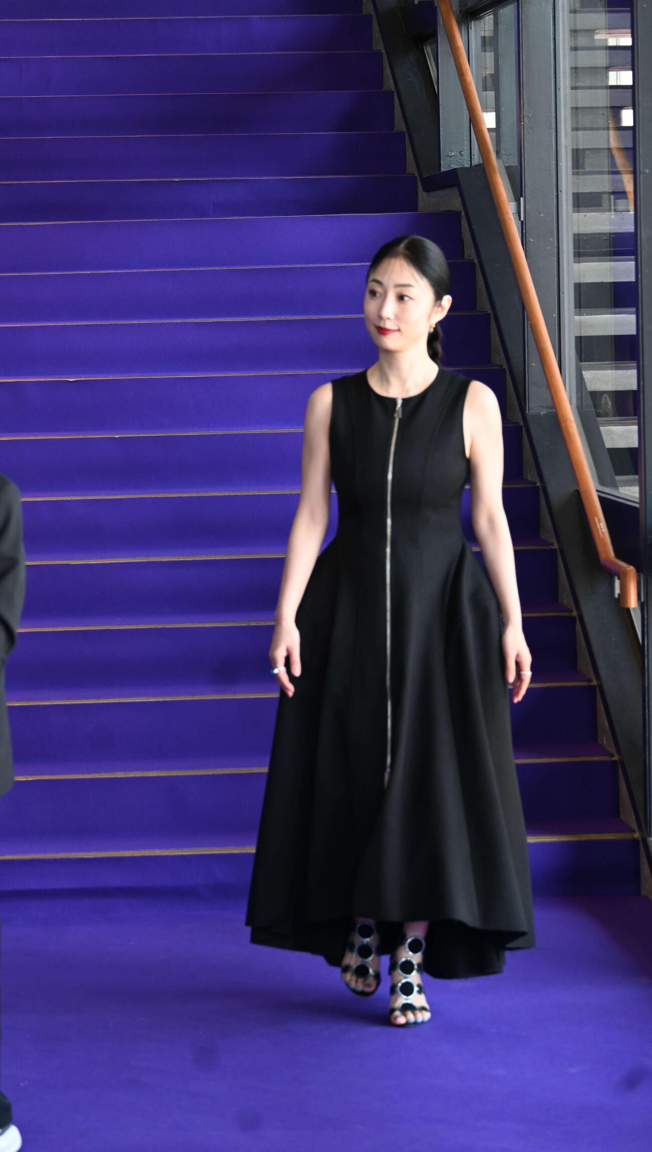 「WORLD AI FILM FESTIVAL（WANTIF9 2026 in KYOTO」のパープルカーペットセレモニーに登場したMEGUMI（撮影・松浦隆司）