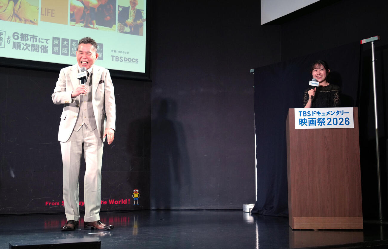 イベントに登場した太田光（左）とMCを務めるTBSの若林有子アナウンサー（撮影・足立雅史）