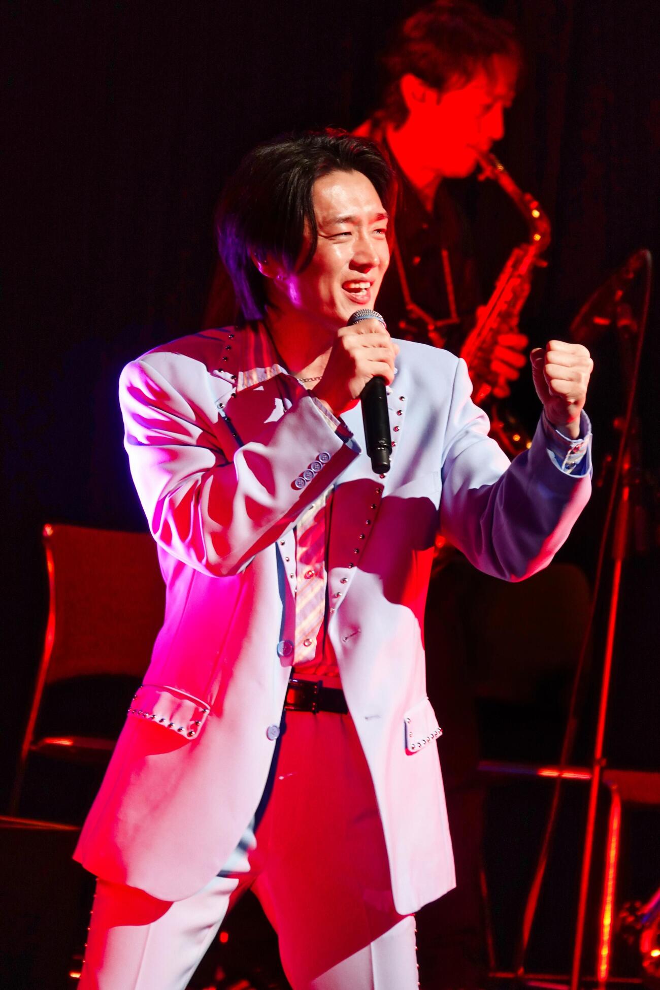バンドコンサートを開催した真田ナオキ