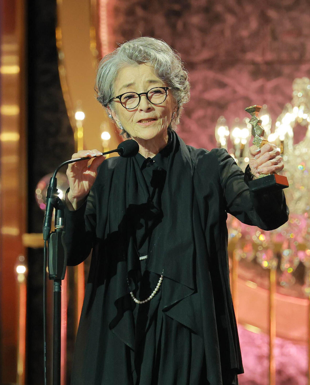 最優秀主演女優賞を受賞した倍賞千恵子（代表撮影）