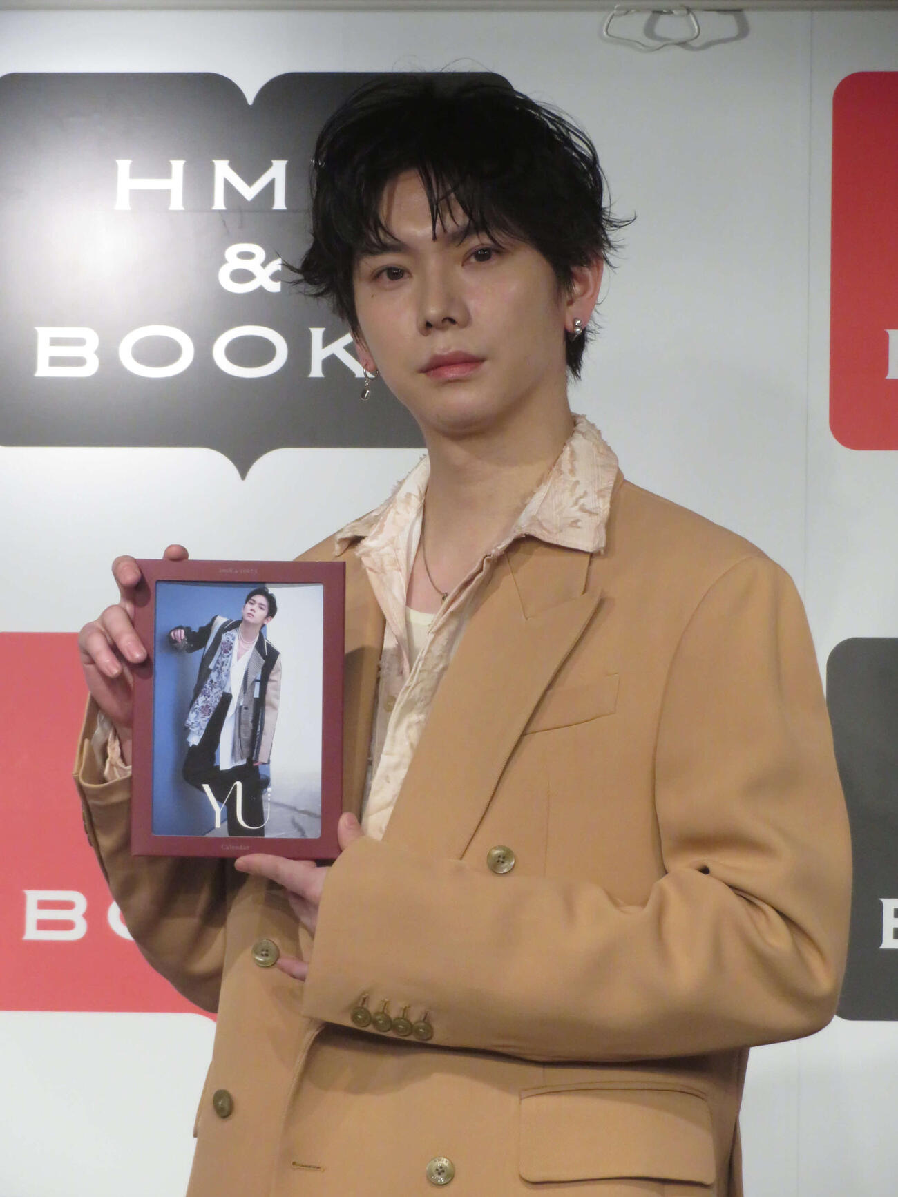 「YU Calender 2026．4－2027．3」発売記念イベントに出席したYU（撮影・川田和博）
