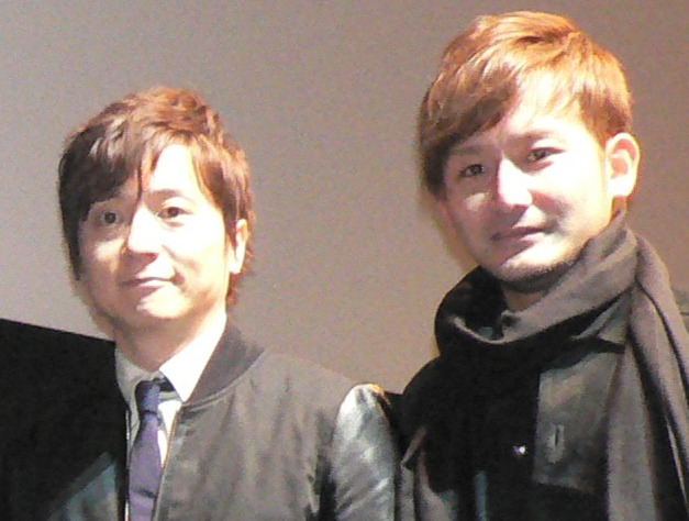左からポルノグラフィティの岡野昭仁と新藤晴一（2012年撮影）