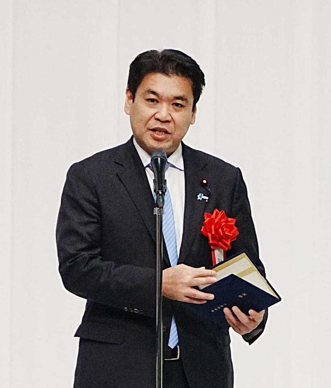 松本洋平文科相（2025年12月撮影）
