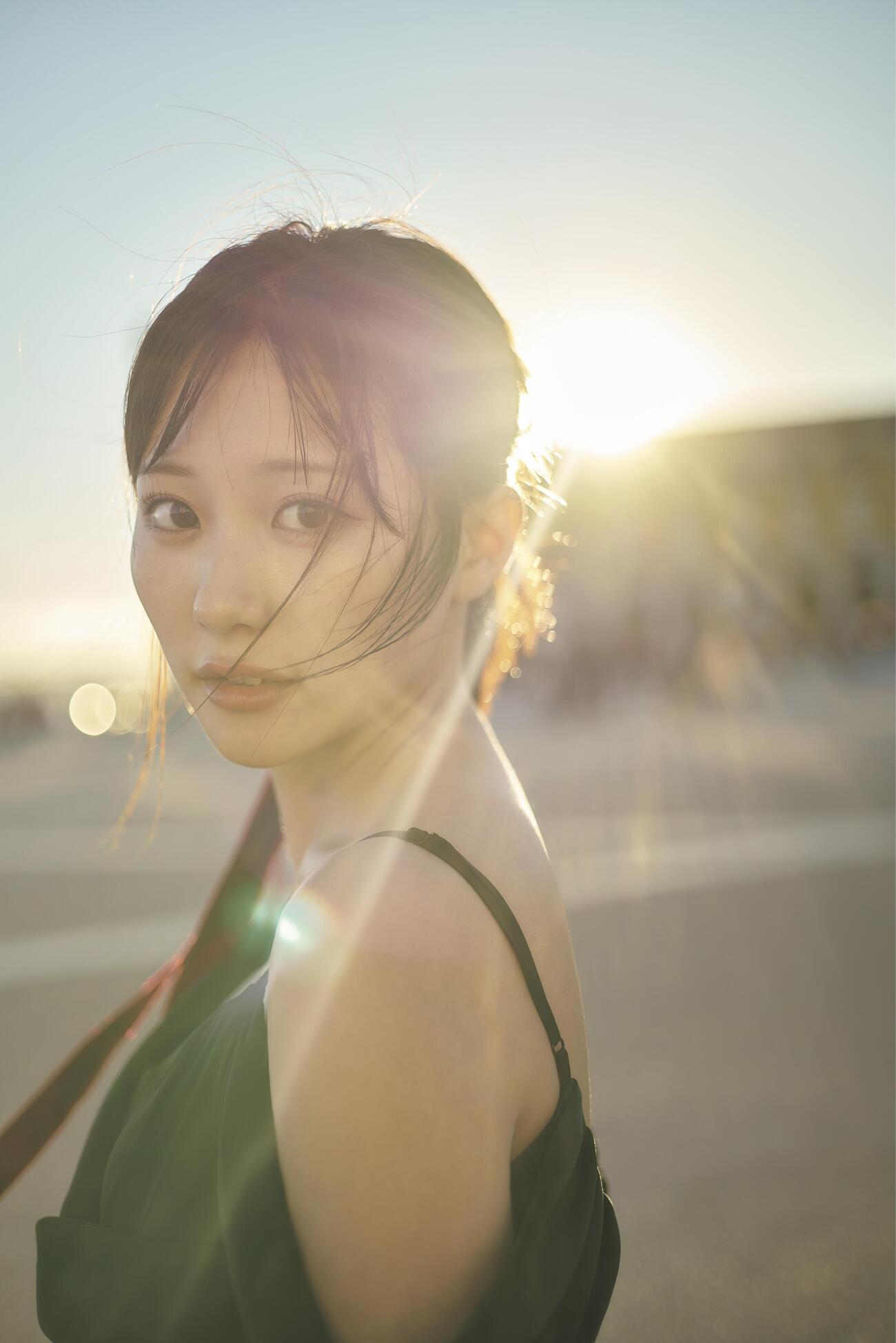 田中美久3rd写真集「ぜんぶ、ほんと」のワンカット（C）集英社／中村和孝