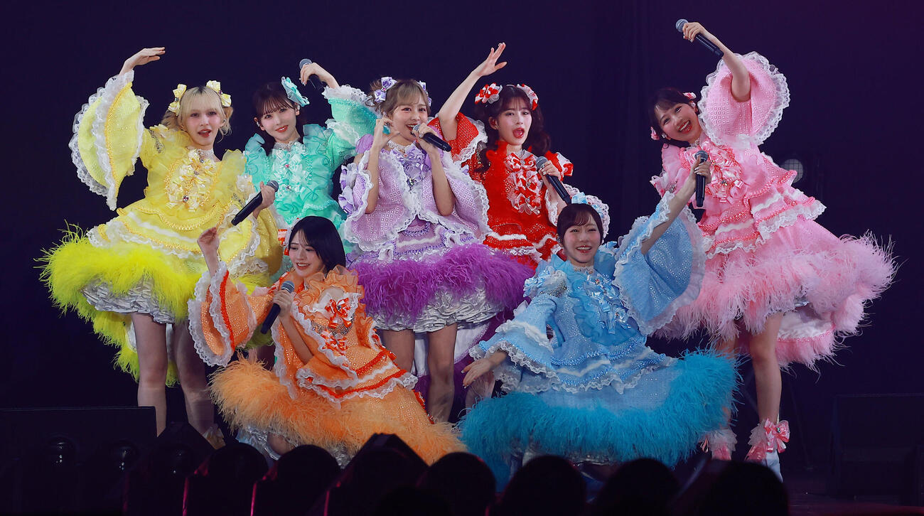 「CREATEs presents IDOL RUNWAY COLLECTION 2026 Supported by TGC」に登場したFRUITS ZIPPER（撮影・野上伸悟）
