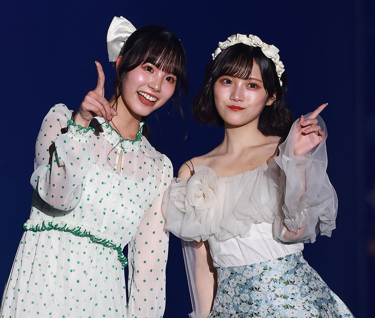 「CREATEs presents IDOL RUNWAY COLLECTION 2026 Supported by TGC」に登場した可憐なアイボリー福田ひなた（左）とα＋の瀬乃真帆子（撮影・野上伸悟）