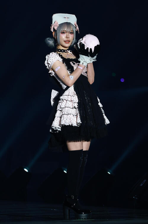 「CREATEs presents IDOL RUNWAY COLLECTION 2026 Supported by TGC」に登場したAVAMの月深乃絢（撮影・野上伸悟）
