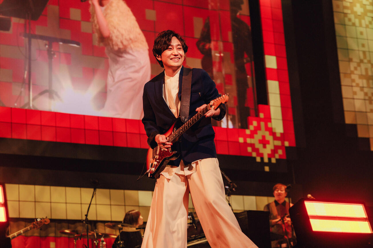 「超いきものがかりフェス　デビュー20周年だよ!!～ありがとうって伝えたくて～」を行ったいきものがかり（撮影：白重　聡一郎）