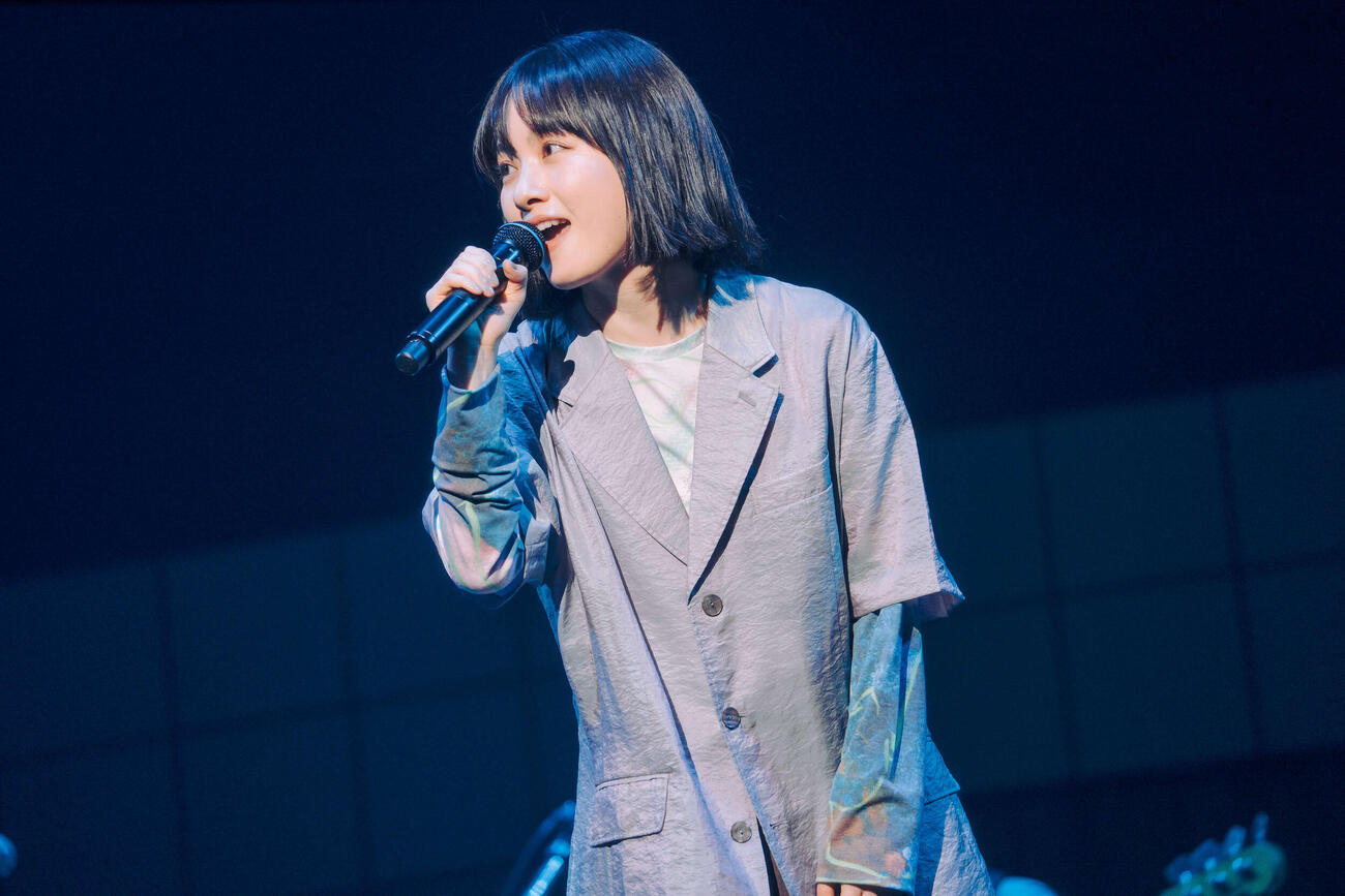 「超いきものがかりフェス　デビュー20周年だよ!!～ありがとうって伝えたくて～」に出演したTOMOO（撮影：堤瑛史）