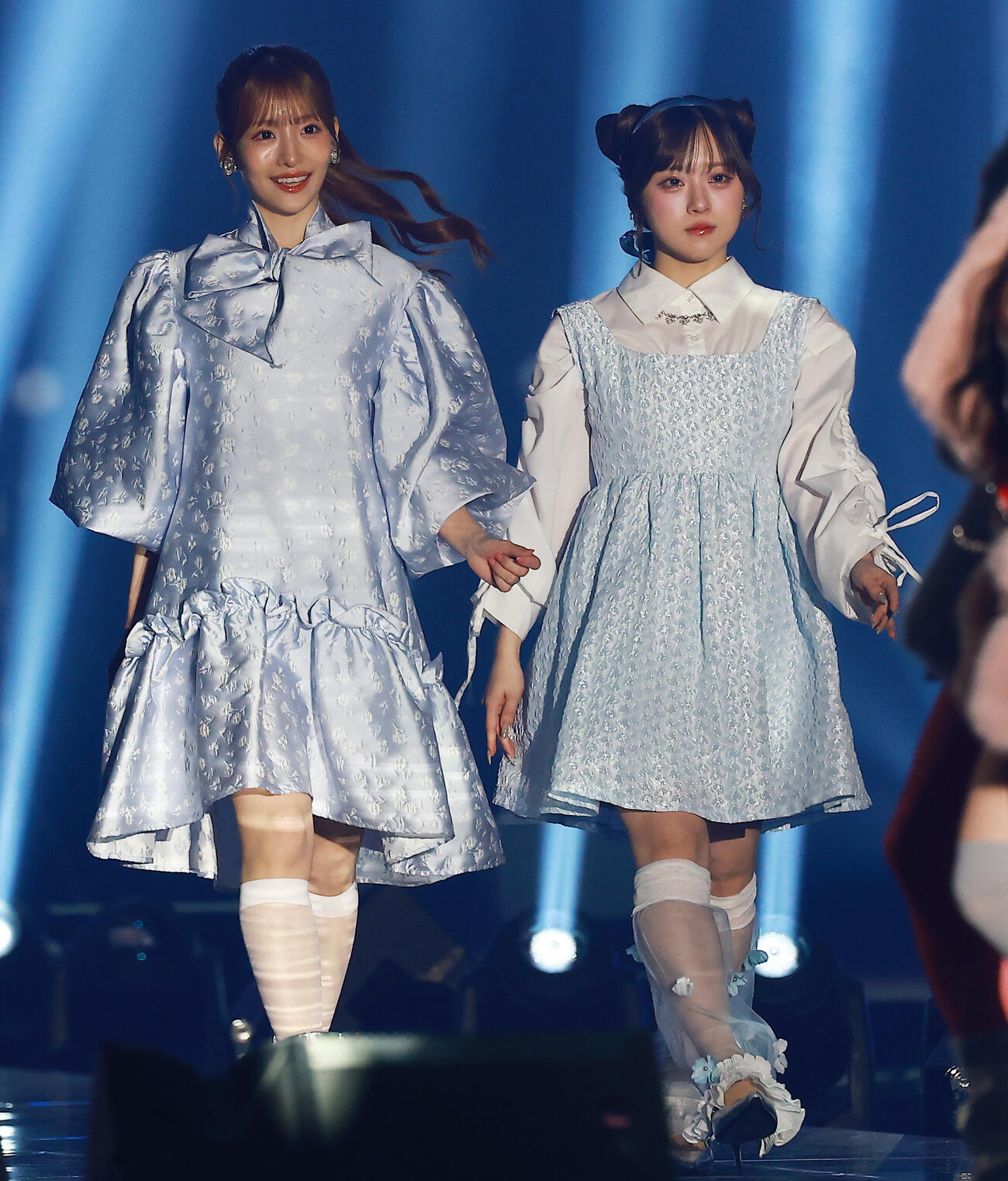 「CREATEs presents IDOL RUNWAY COLLECTION 2026 Supported by TGC」に登場したAKB48の平田侑希（左）とフルコースの中川心（撮影・野上伸悟）