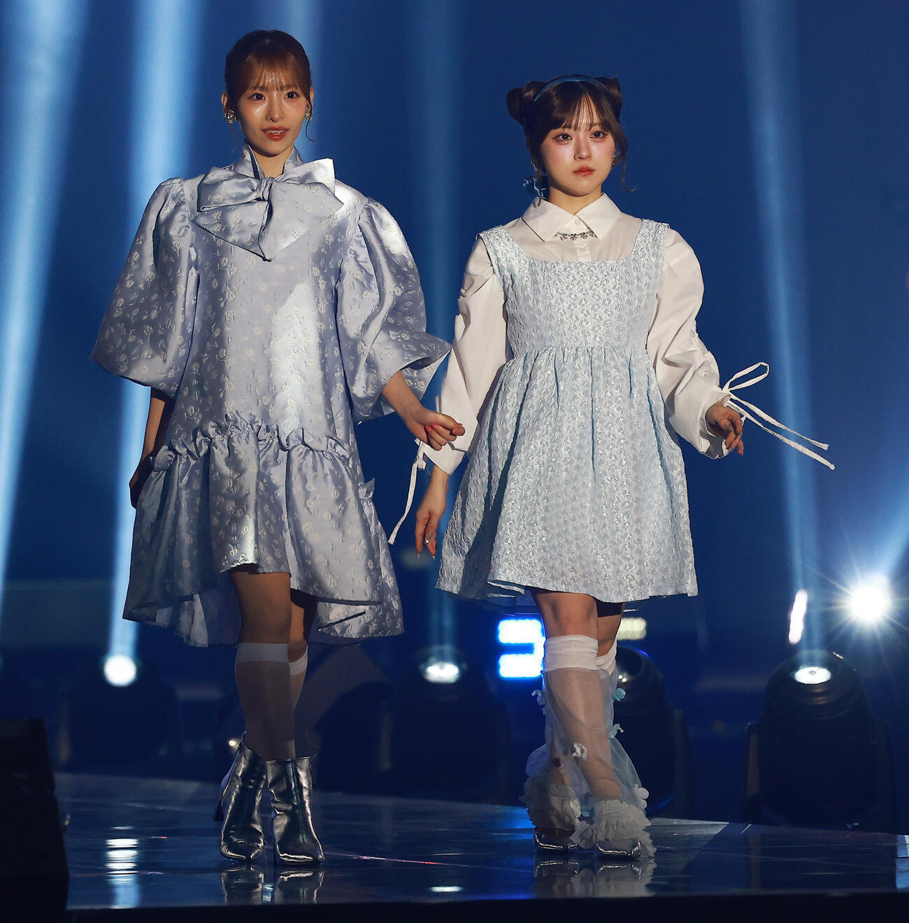 「CREATEs presents IDOL RUNWAY COLLECTION 2026 Supported by TGC」に登場したAKB48の平田侑希（左）とフルコースの中川心（撮影・野上伸悟）