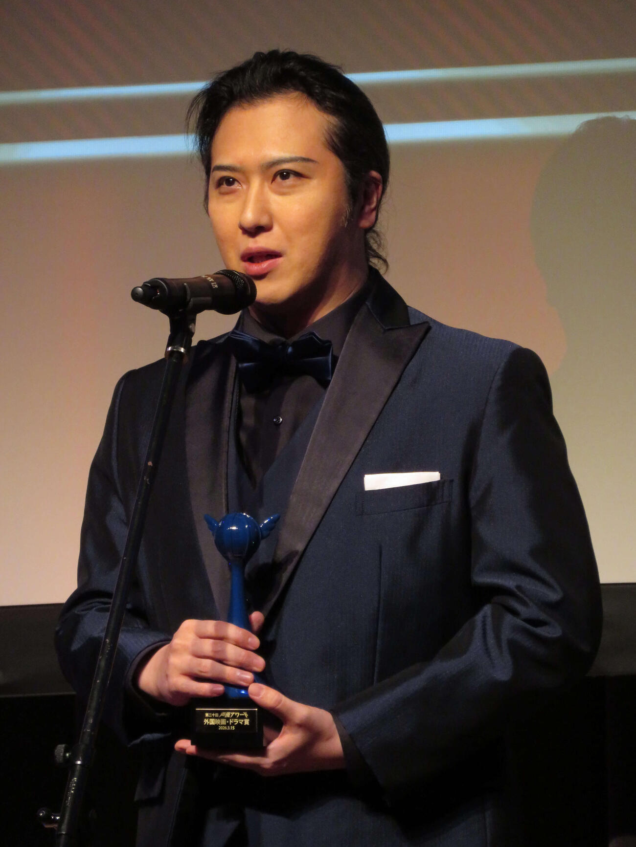 第二十回声優アワード授賞式で、外国映画・ドラマ賞を初受賞した尾上松也（撮影・村上幸将）