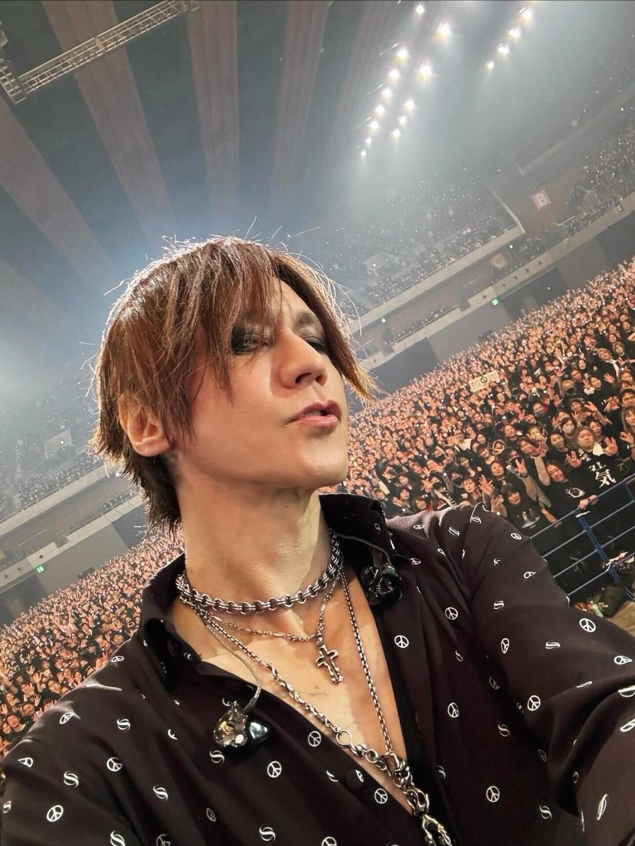 SUGIZOのXから