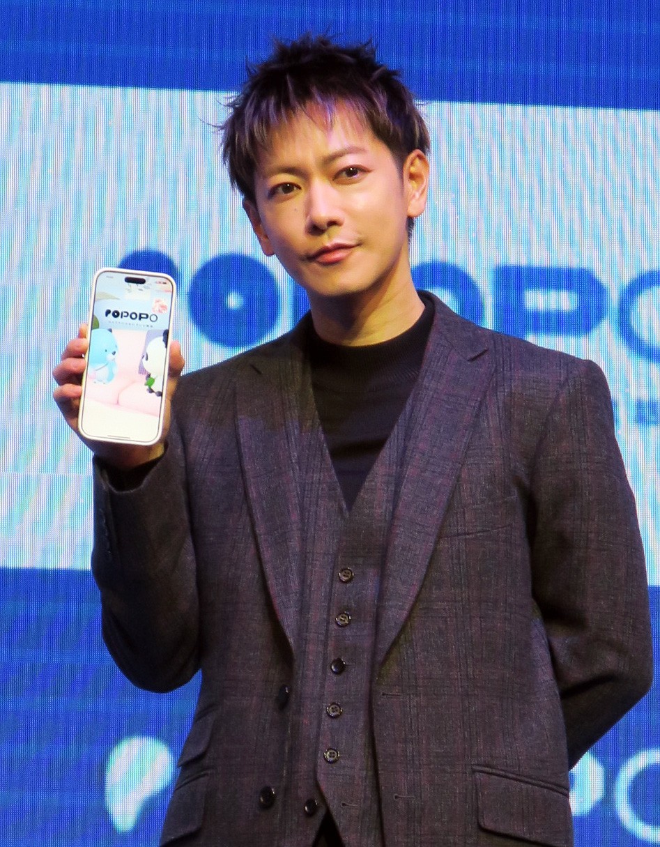 「POPOPOサービス発表会」に登場した佐藤健