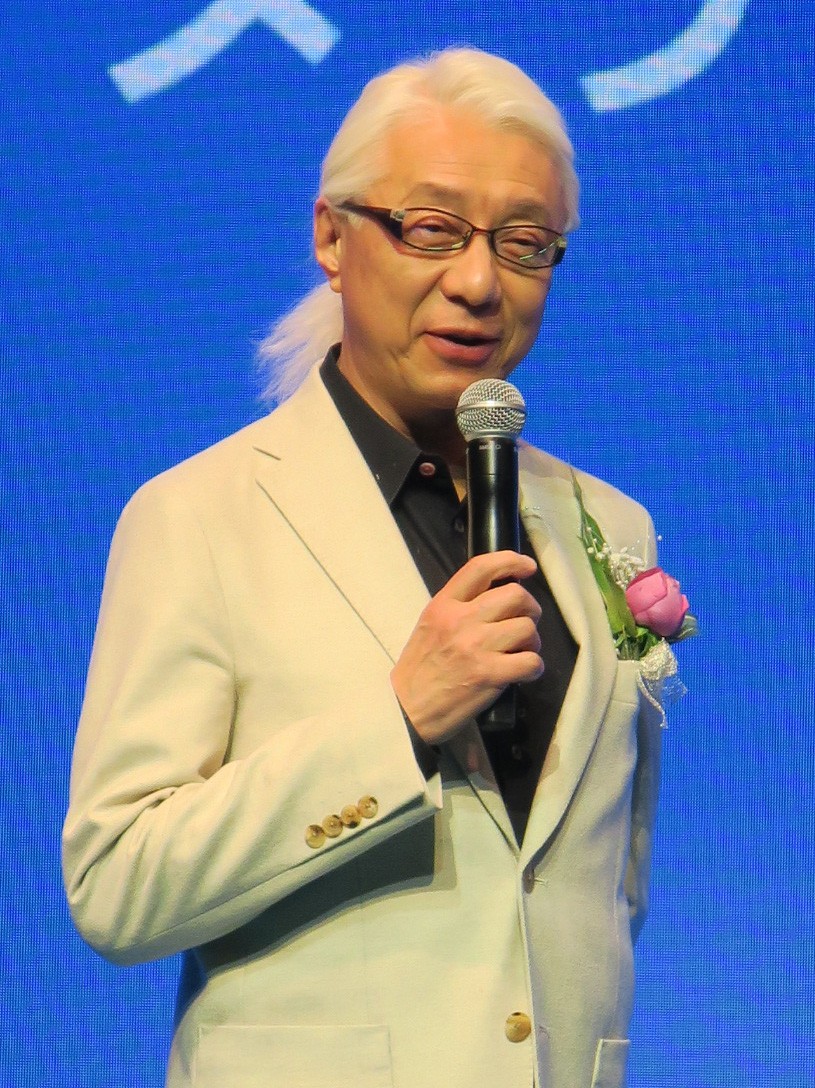 「POPOPOサービス発表会」に登場した手塚眞氏